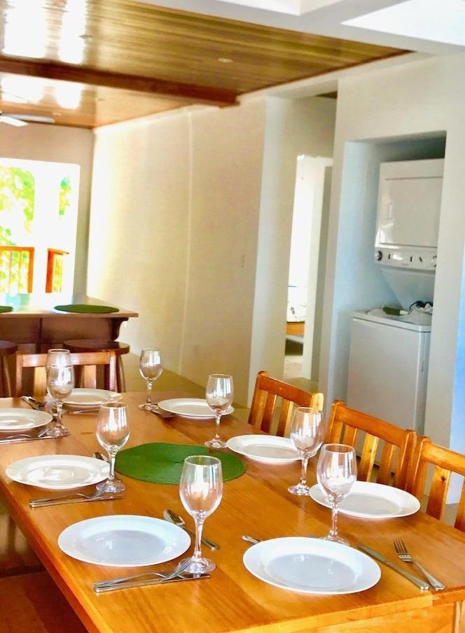 Velento Partial Ocean View Penthouse #7 Holiday home *