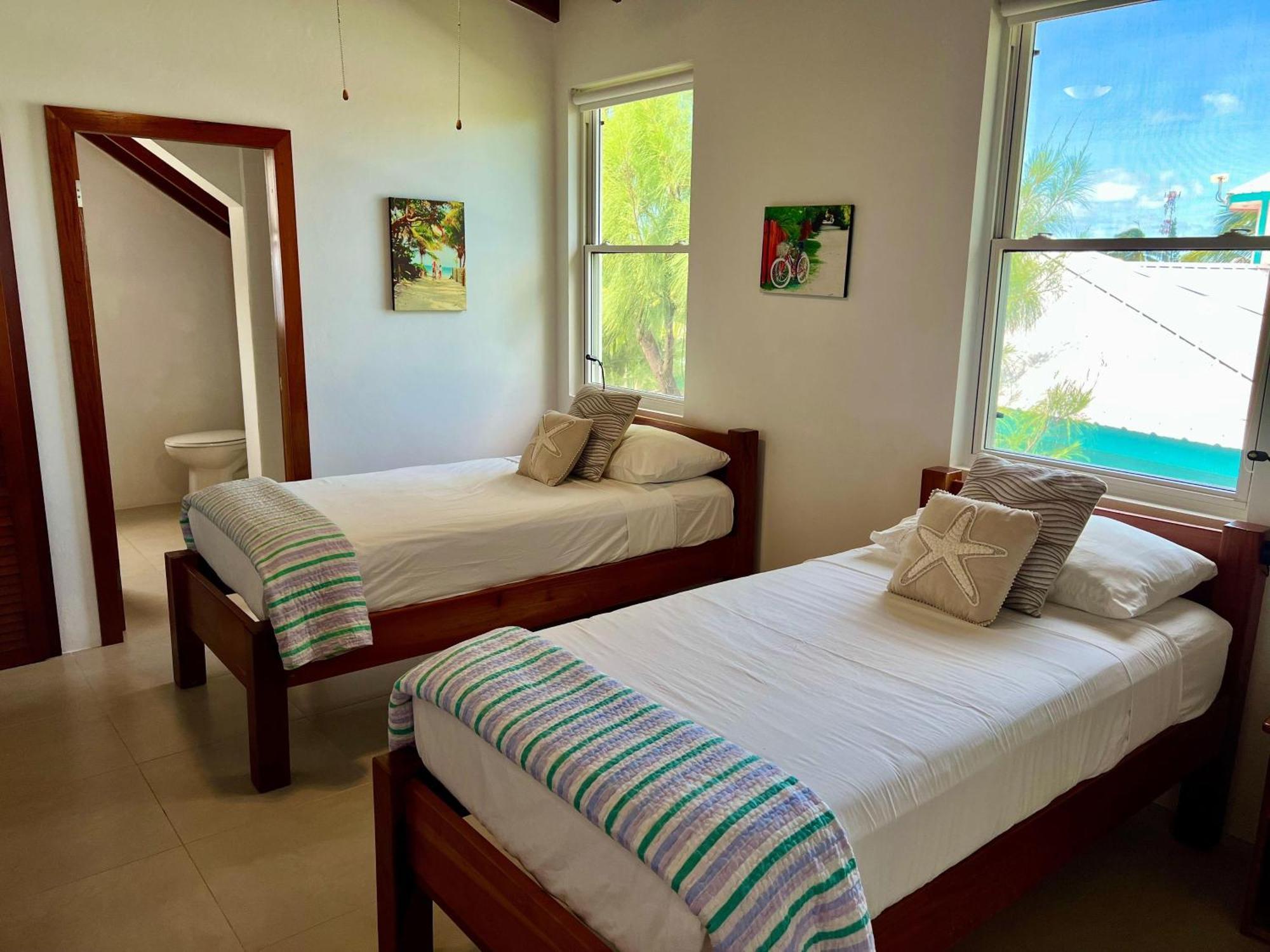 Velento Partial Ocean View Penthouse #7 Holiday home *