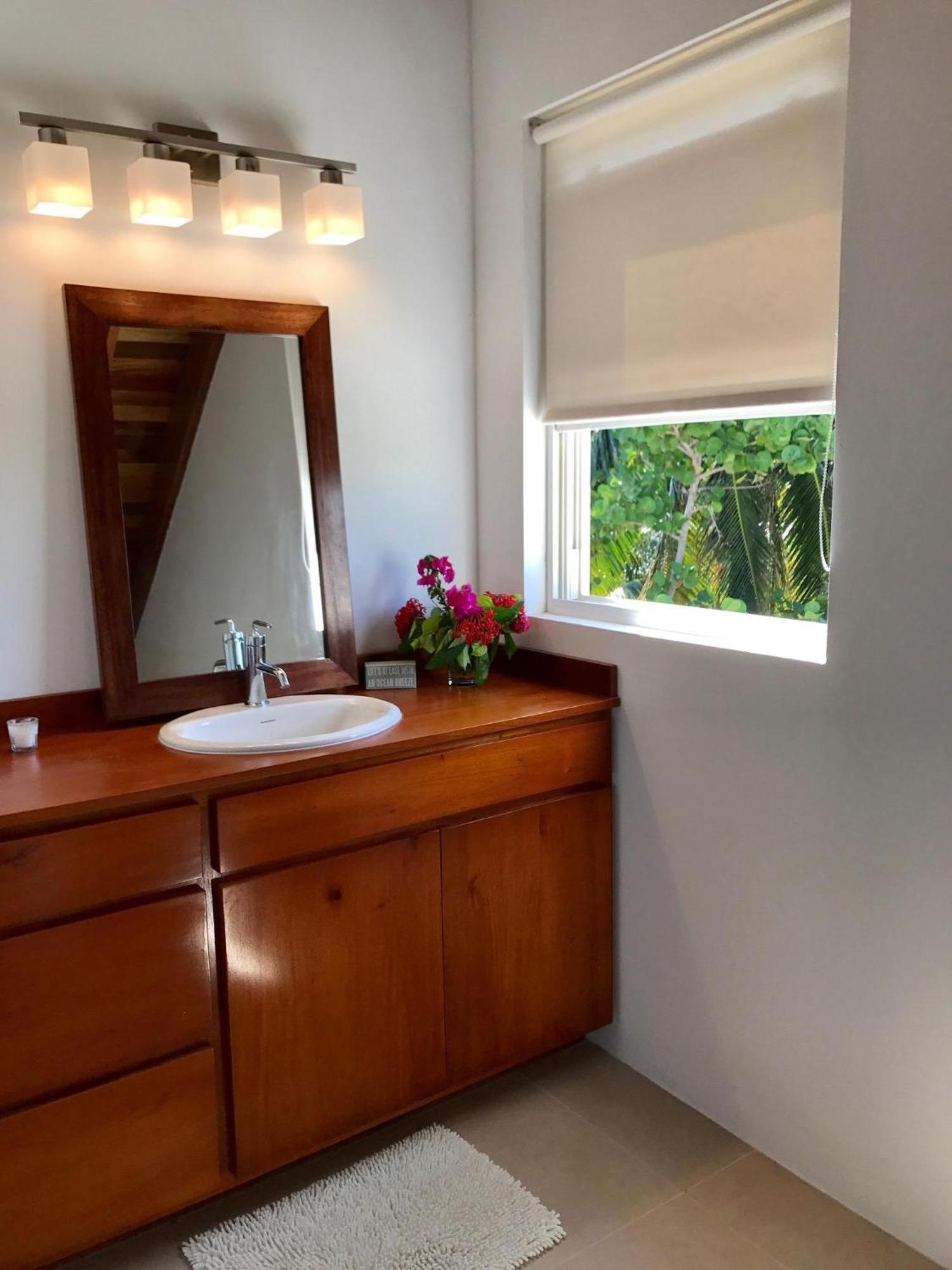 Velento Partial Ocean View #6 Caye Caulker
