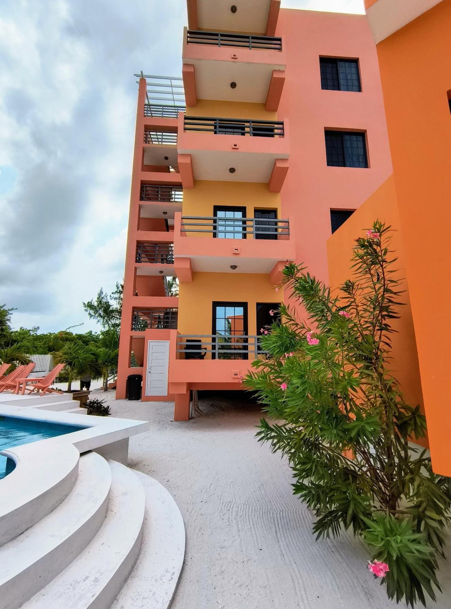 Aparthotel Bay Towers