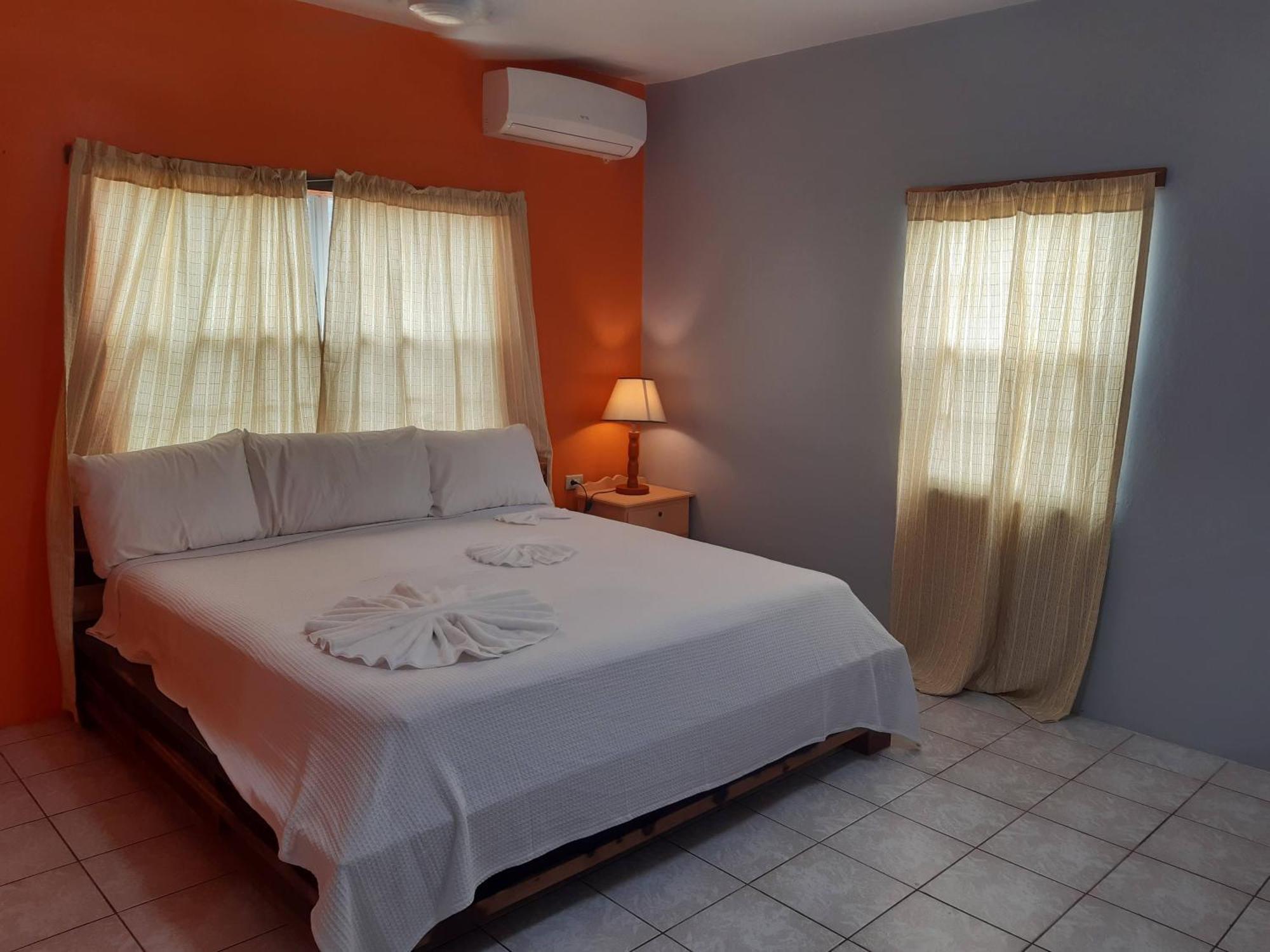 Apartment Rachel Land Caye Caulker