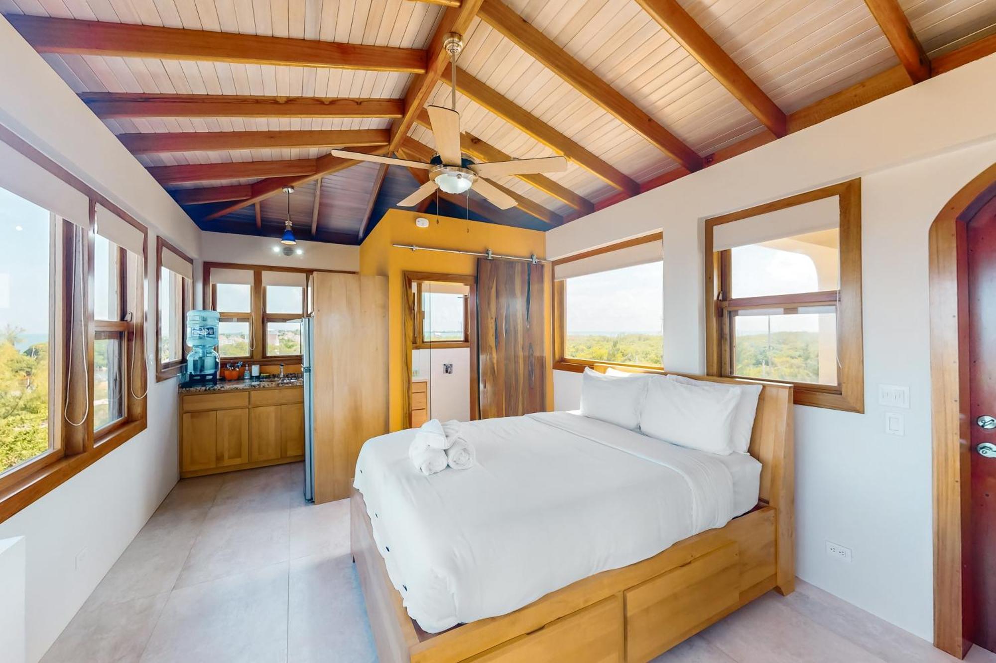 Hotel 3 At Island Pearl Gold Standard Certified