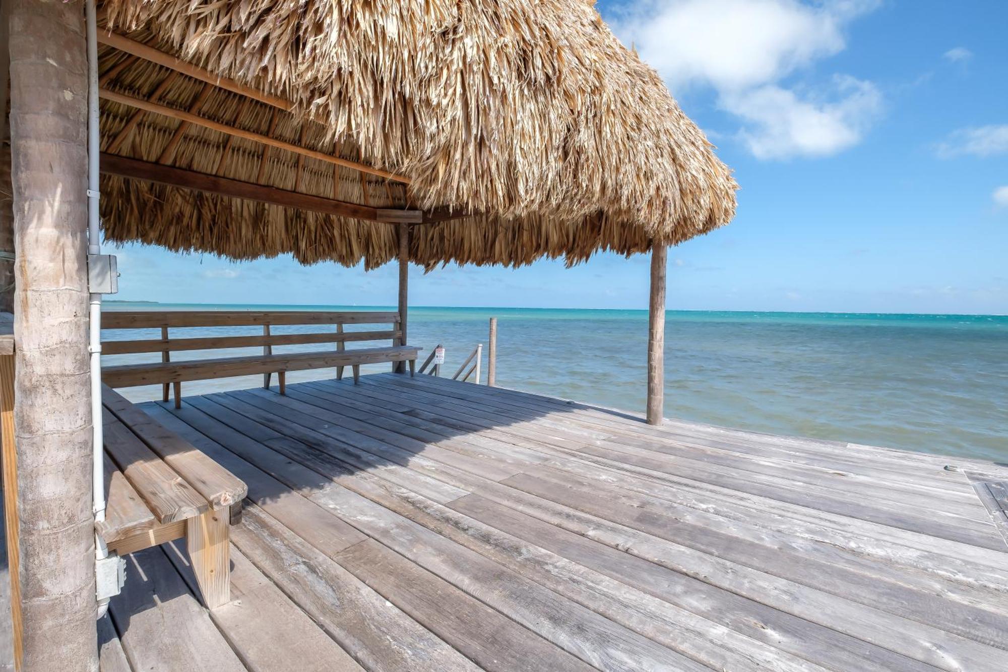 3 At Island Pearl Gold Standard Certified Caye Caulker