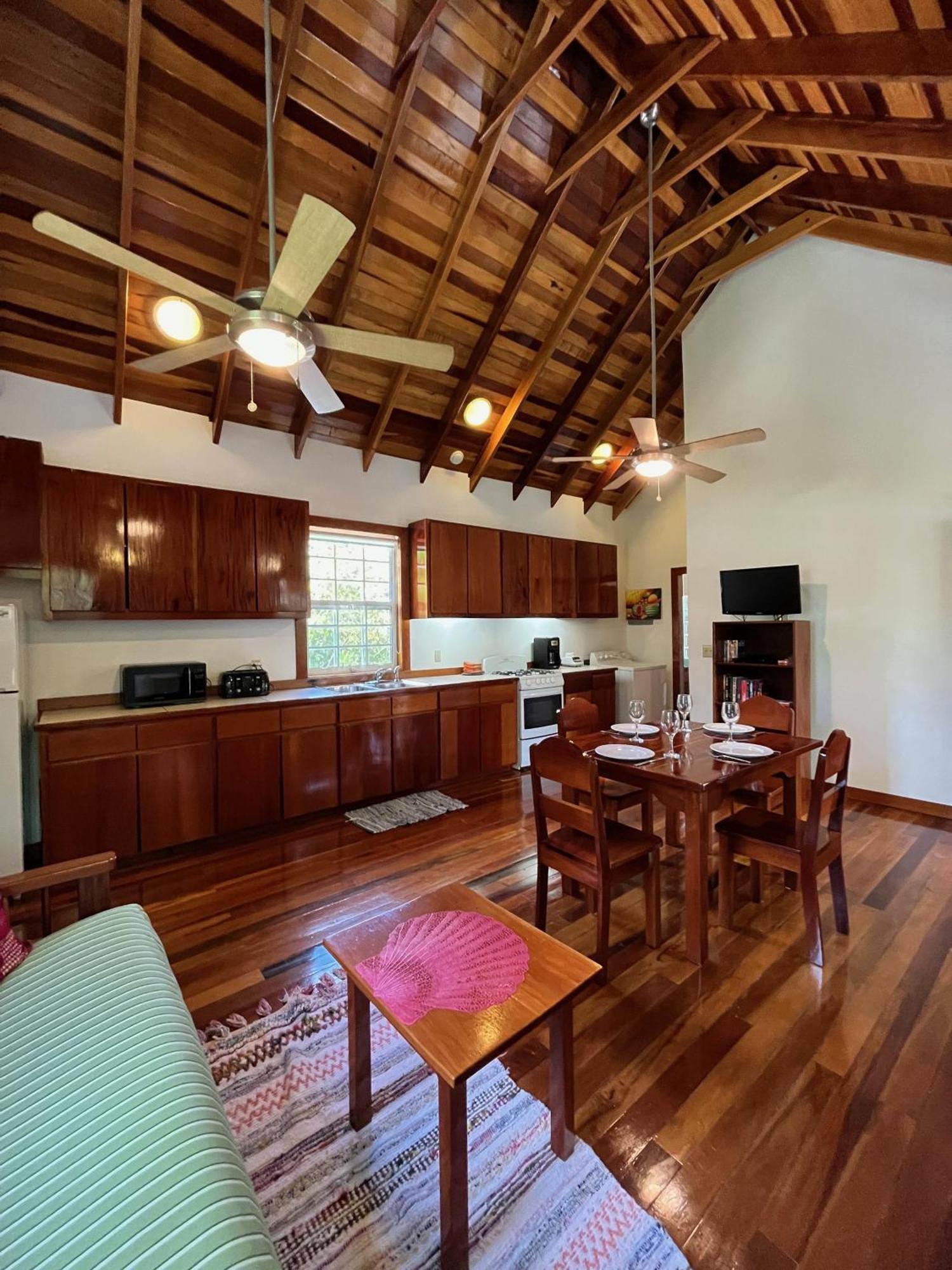 Holiday home Seahorse Caye Caulker