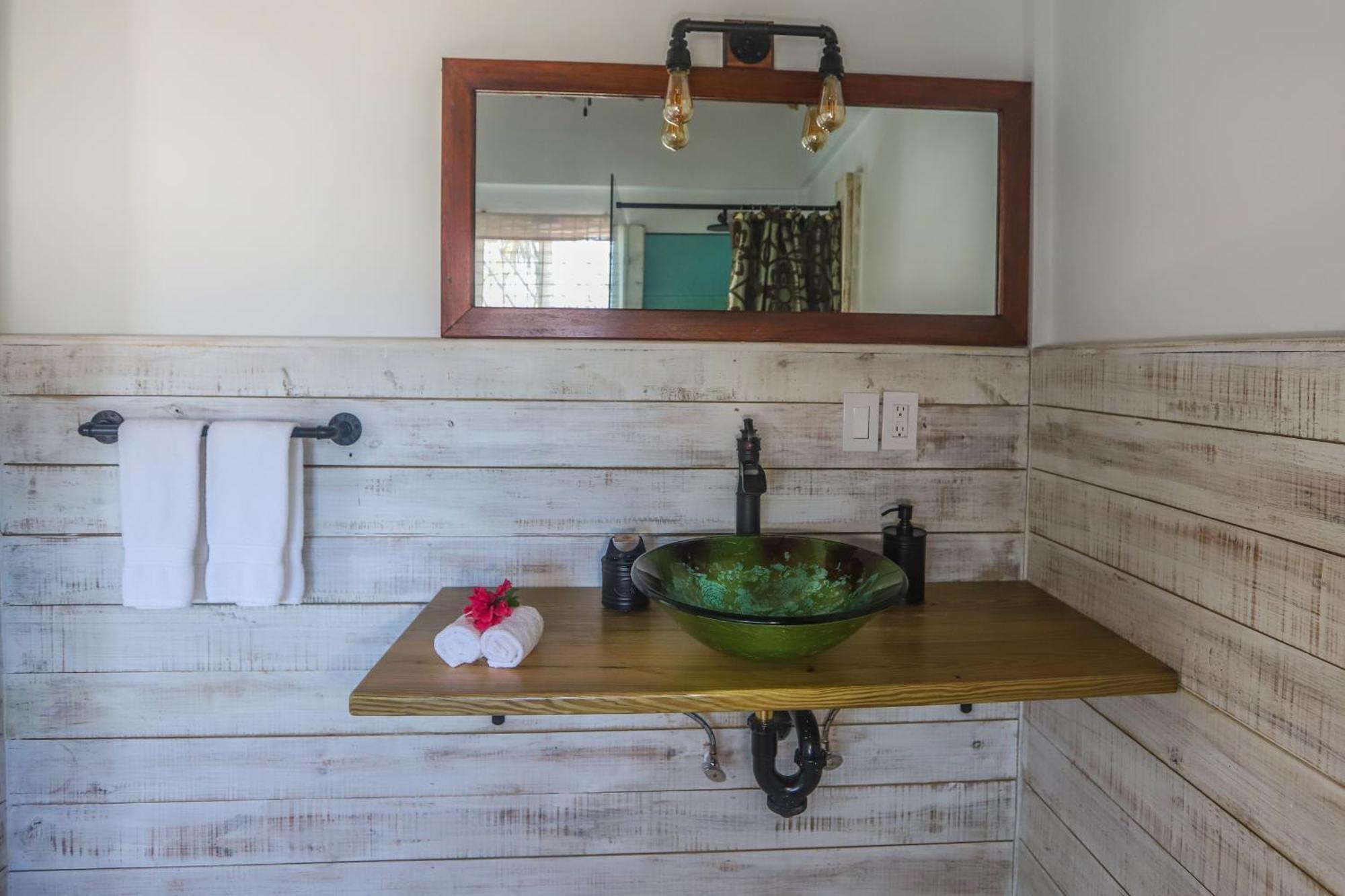 Treetops Caye Caulker
