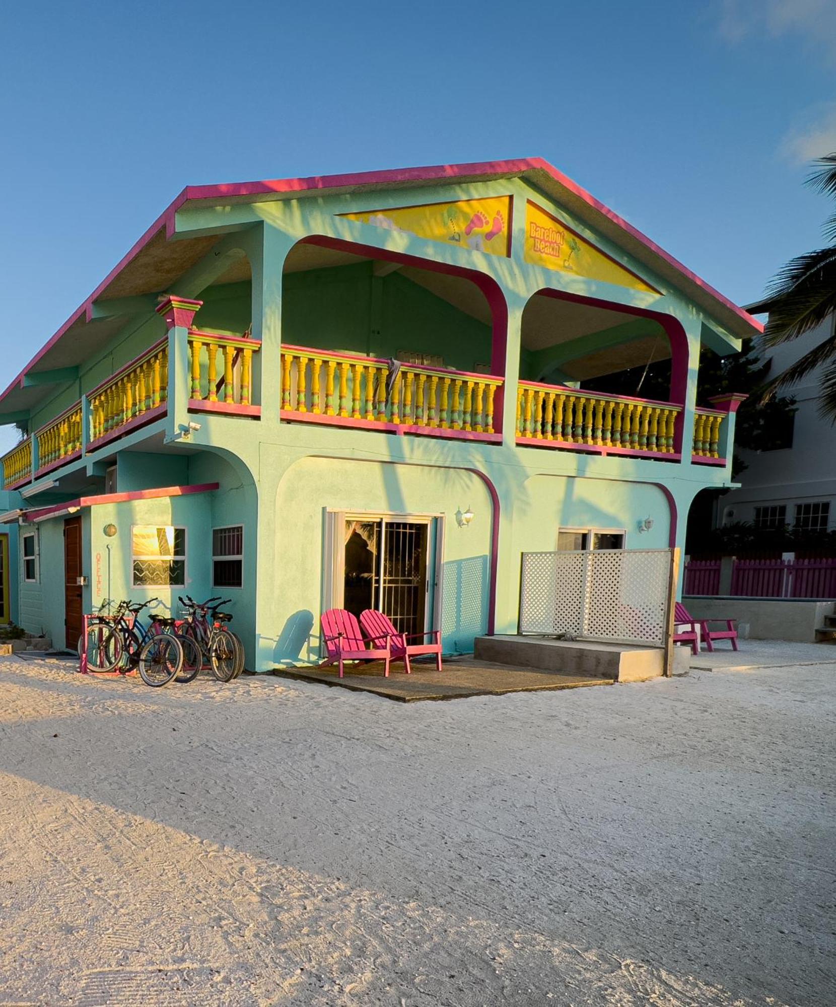 Hotel Barefoot Belize
