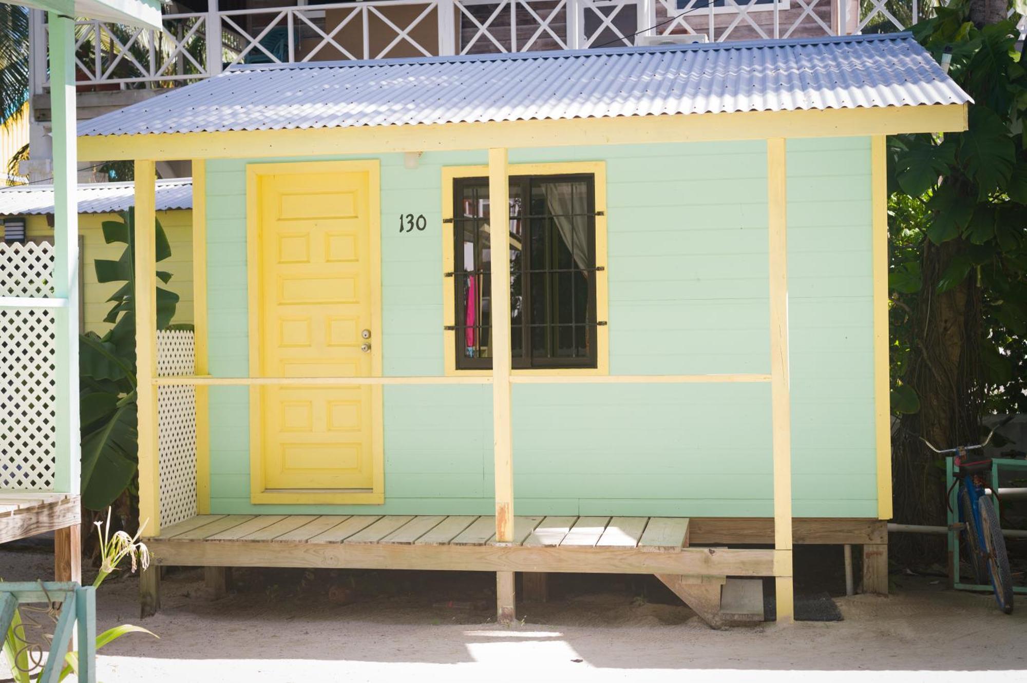 Hotel Barefoot Belize
