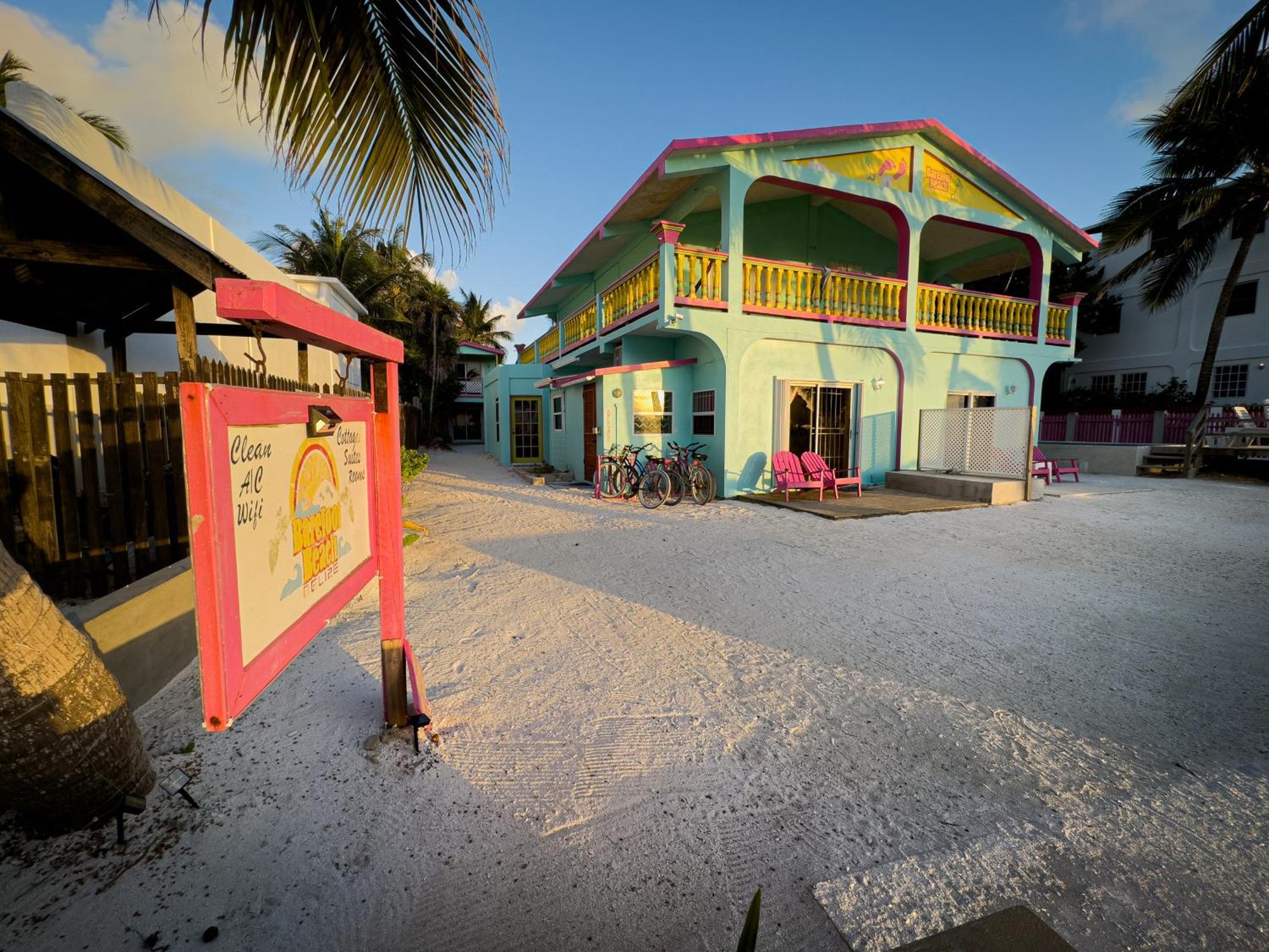 Barefoot Belize Hotel *