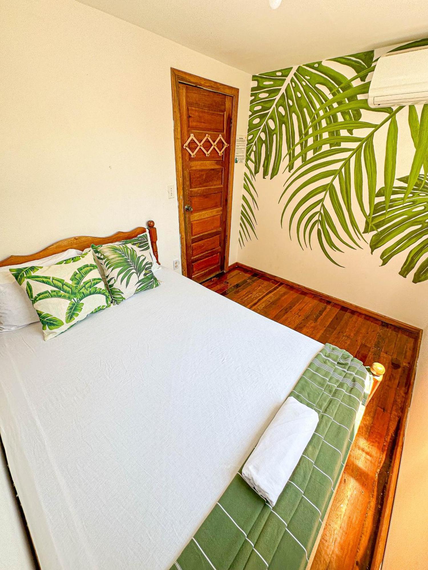 Bella's Backpackers Hostel