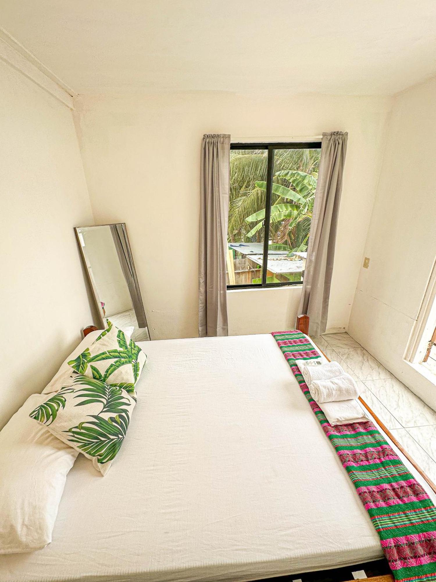 Hostel Bella's Backpackers *