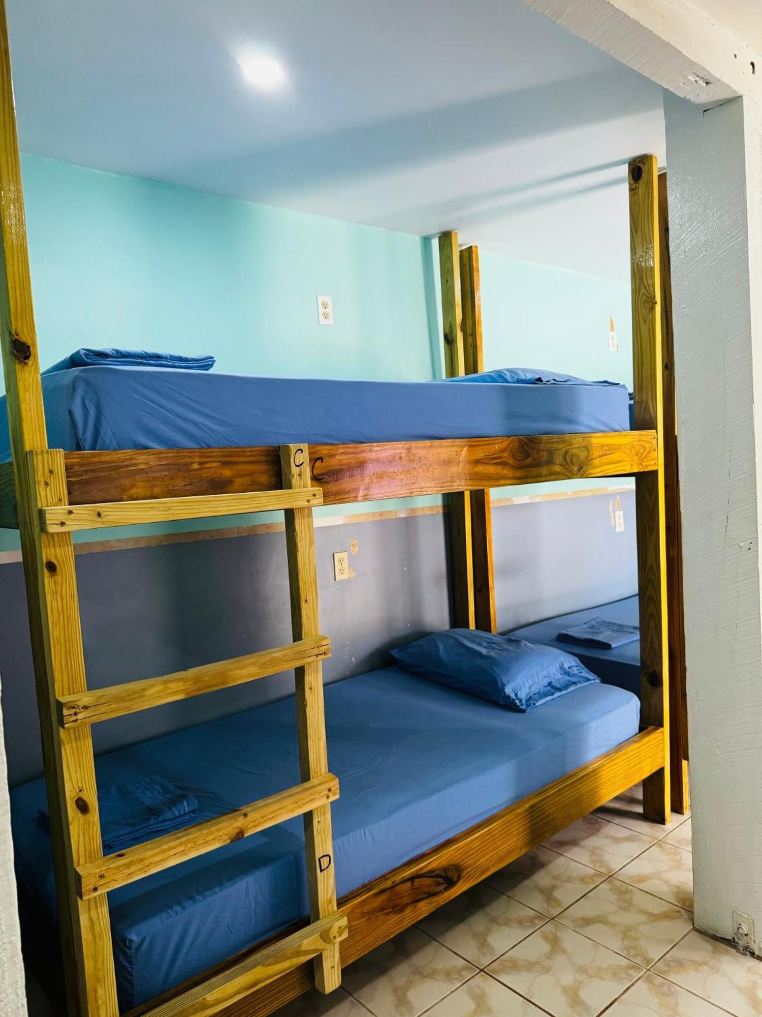 Albergue Go Slow Caye Caulker
