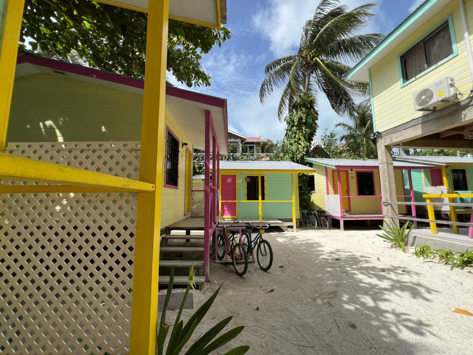 Hotel Barefoot Belize