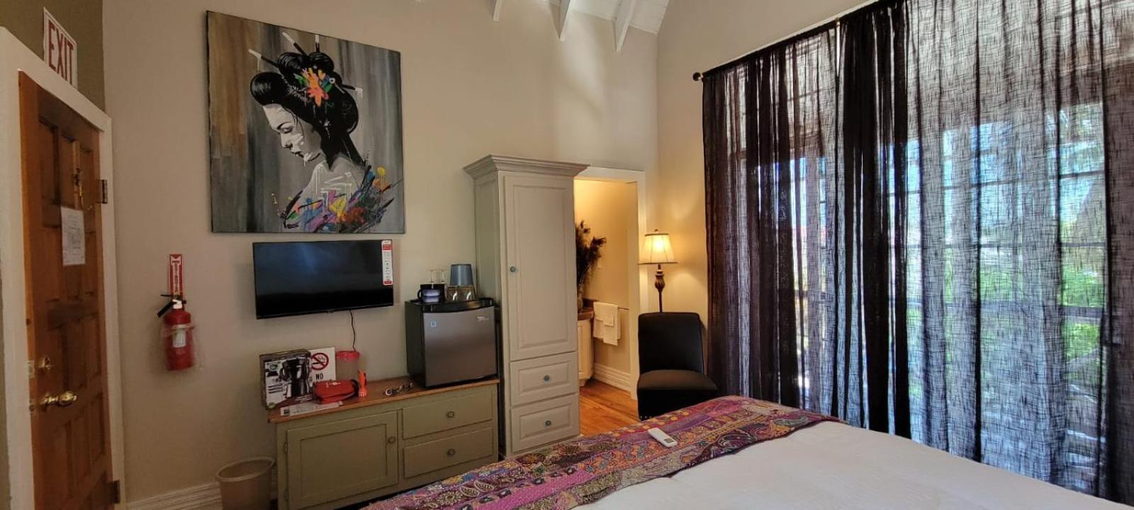 Boutique 7
