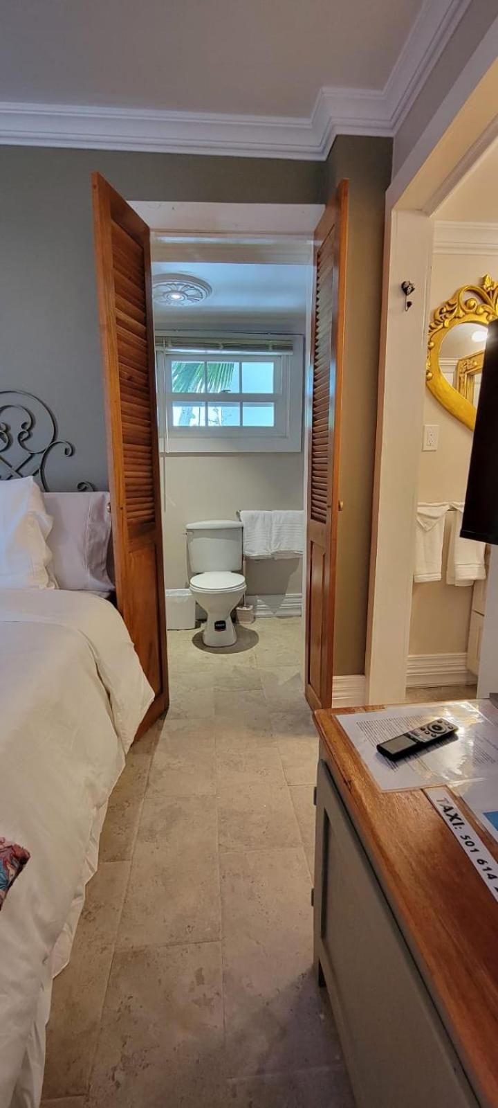 Boutique 4 * Caye Caulker
