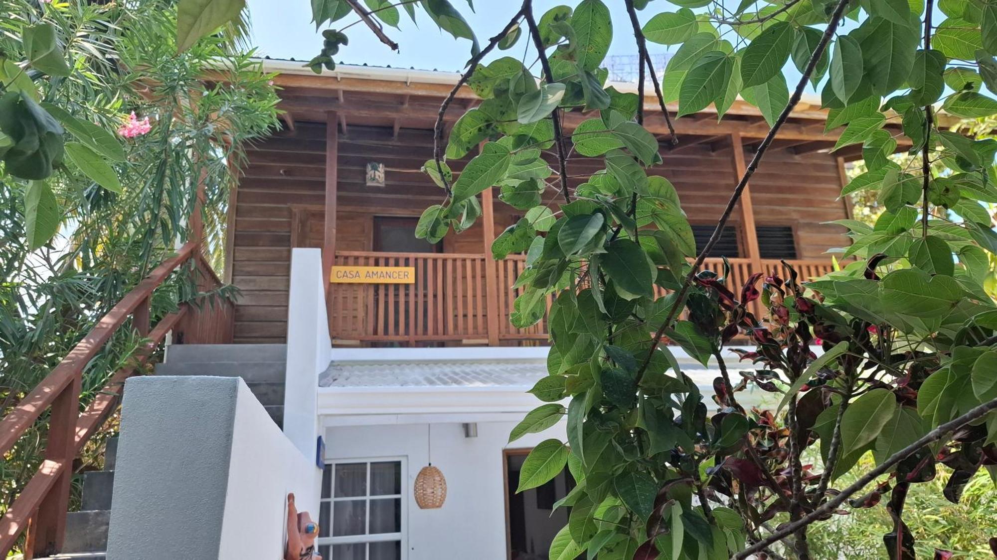 Amanda's Place Casa Amancer - Sea View, Pool And Tropical Garden Caye Caulker