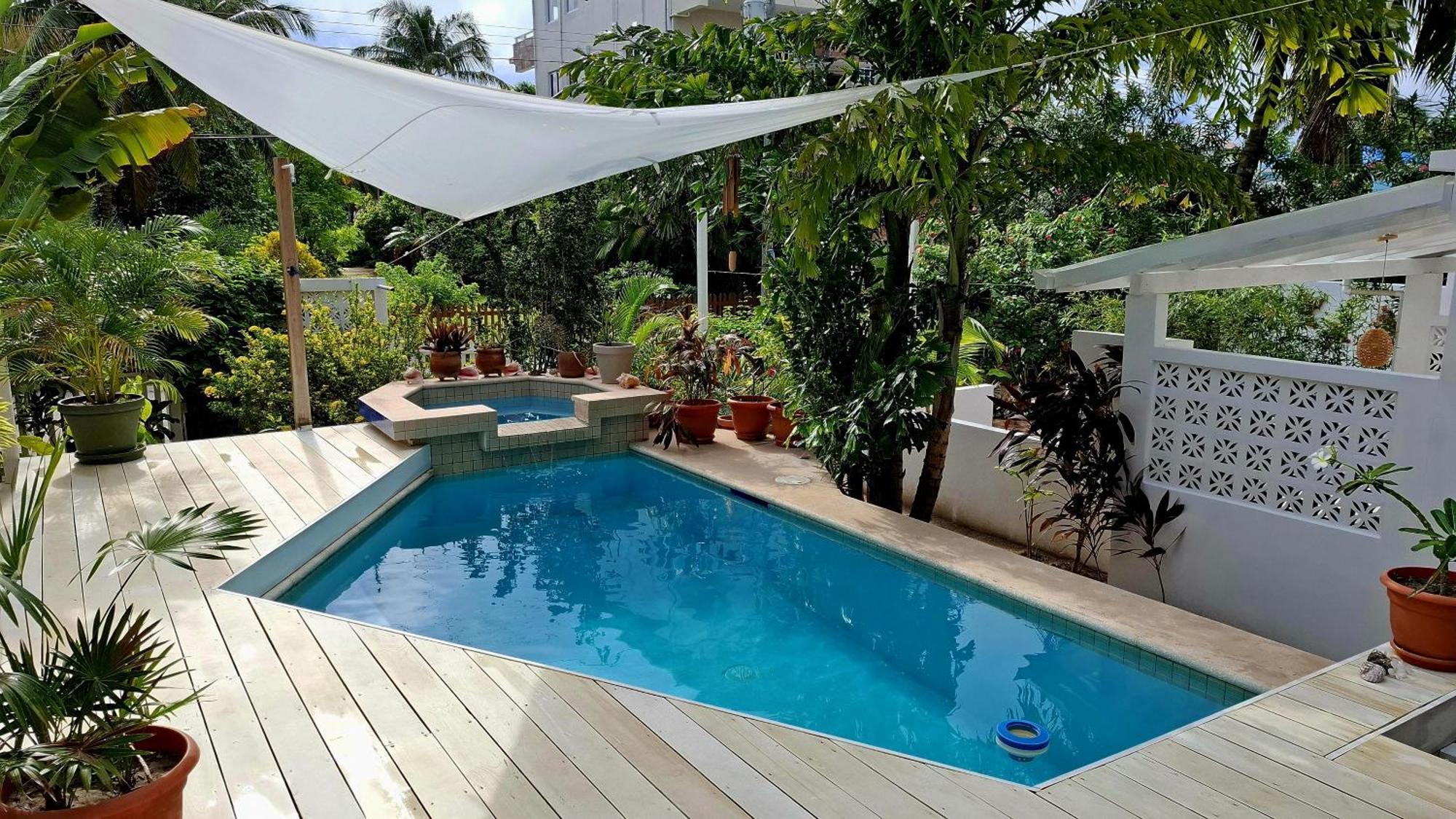 Amanda's Place Casita Carinosa - Pool And Tropical Garden Caye Caulker
