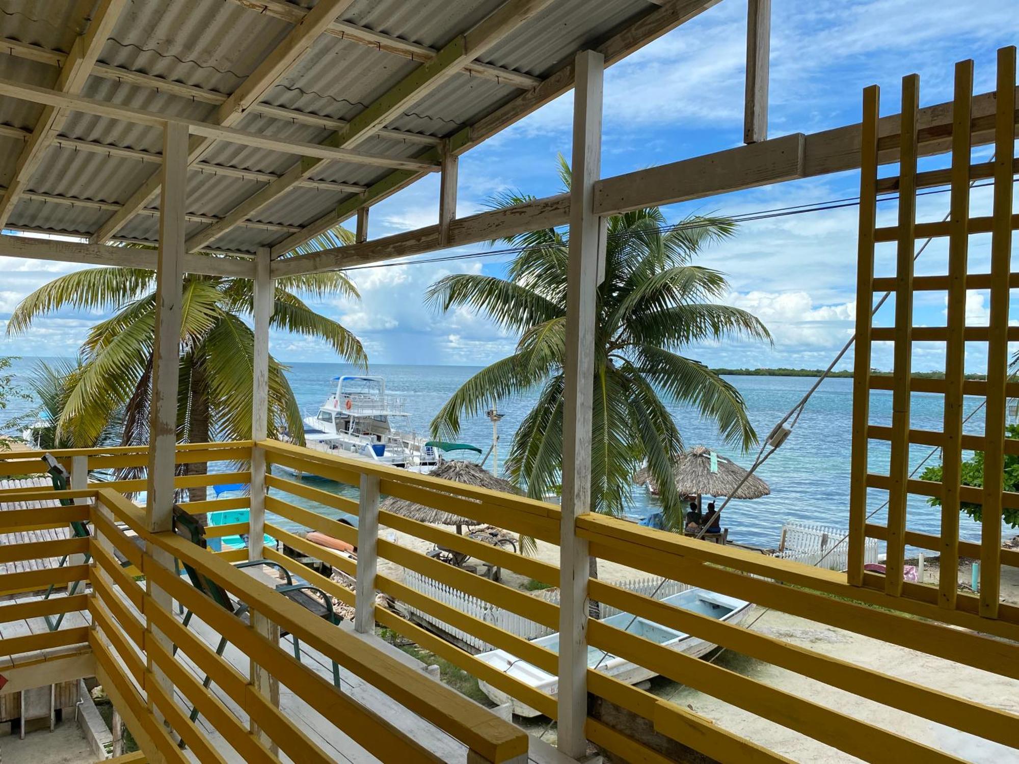 Zna Beach House