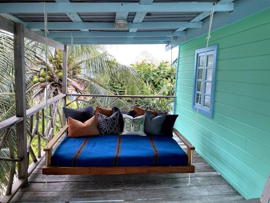 Caribbean Pavelmendoza At Ma Il Com Cayo Caulker