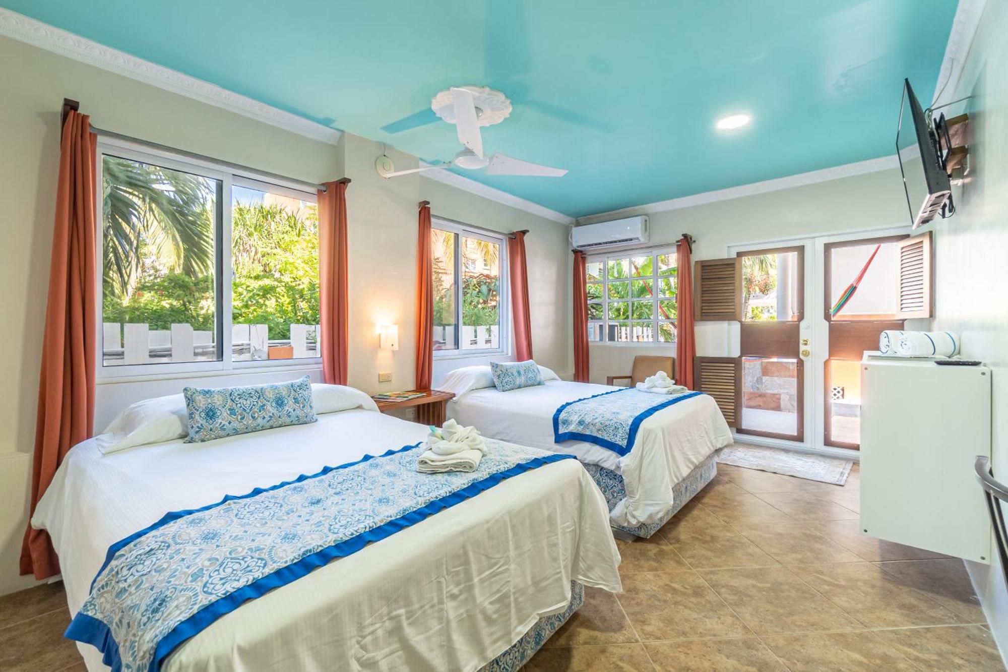 Island Magic 3* Caye Caulker