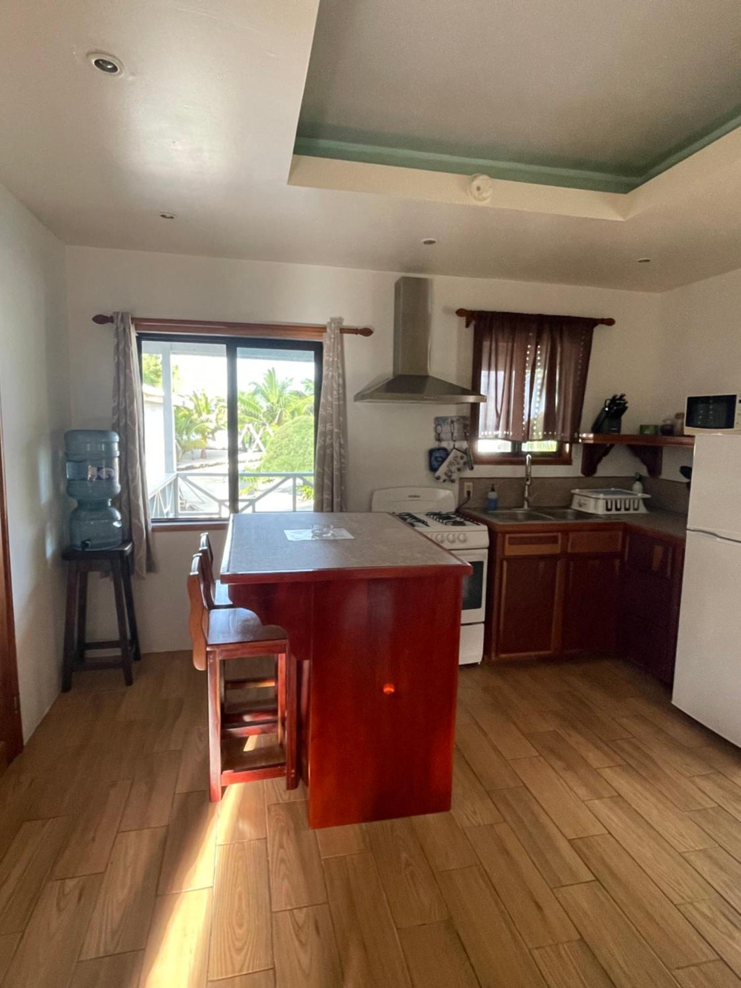 Hidden Treasure Vacation Blue Bay Homestay