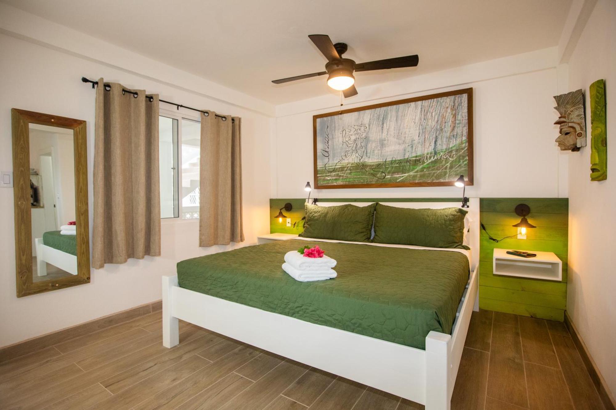 Treetops Hotel 5*
