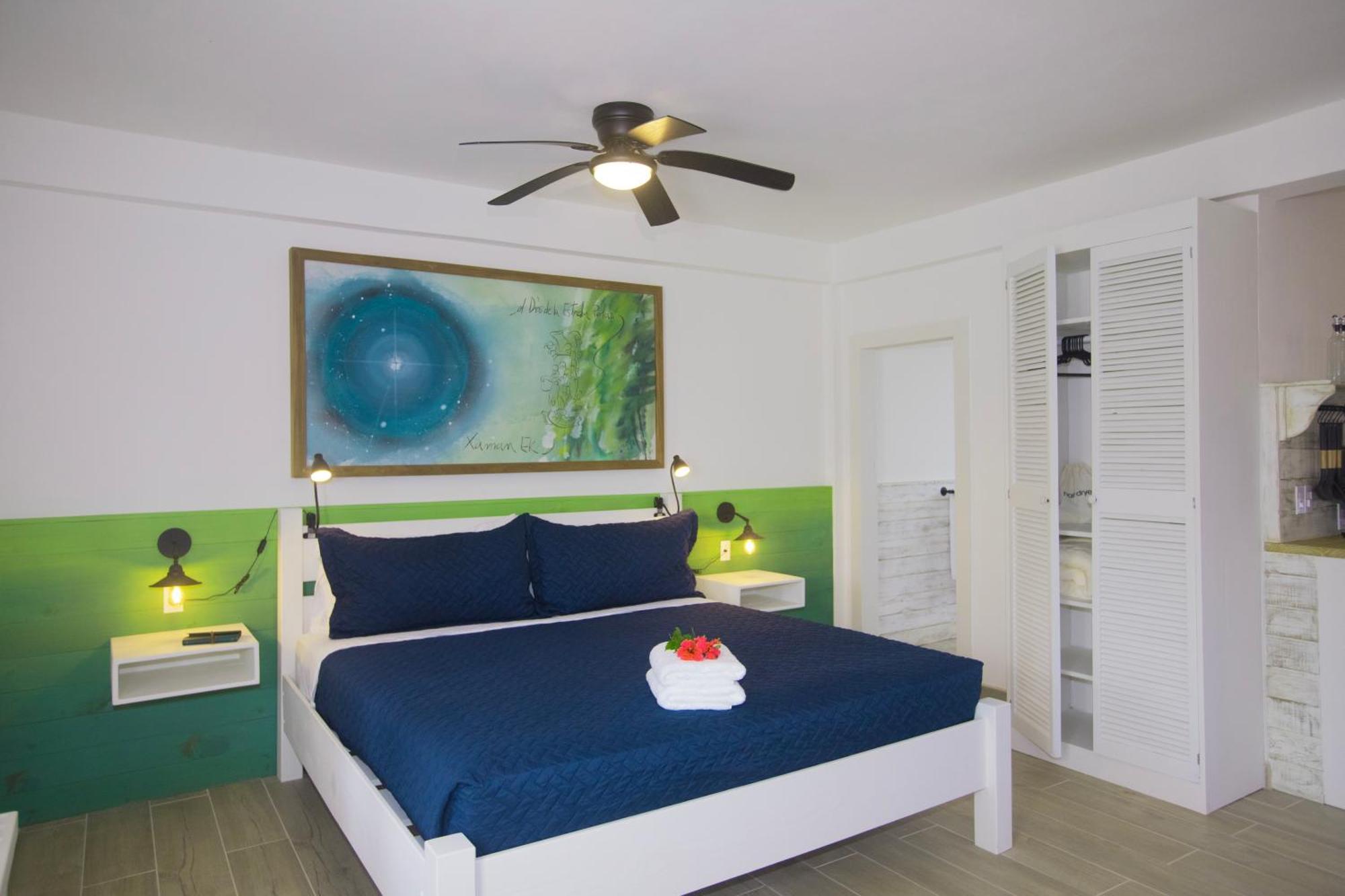 Treetops Hotel Caye Caulker