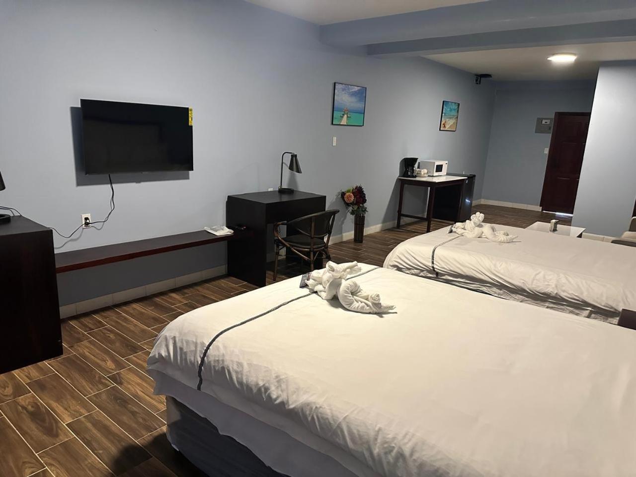 Enjoy Caye Caulker