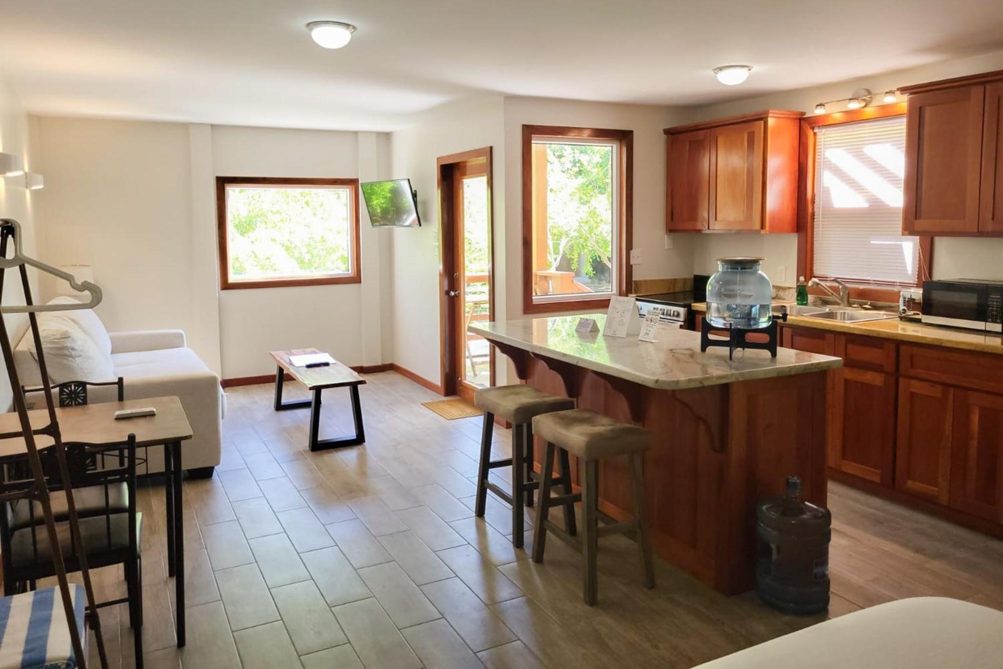 4 At Island Pearl Gold Standard Certified *