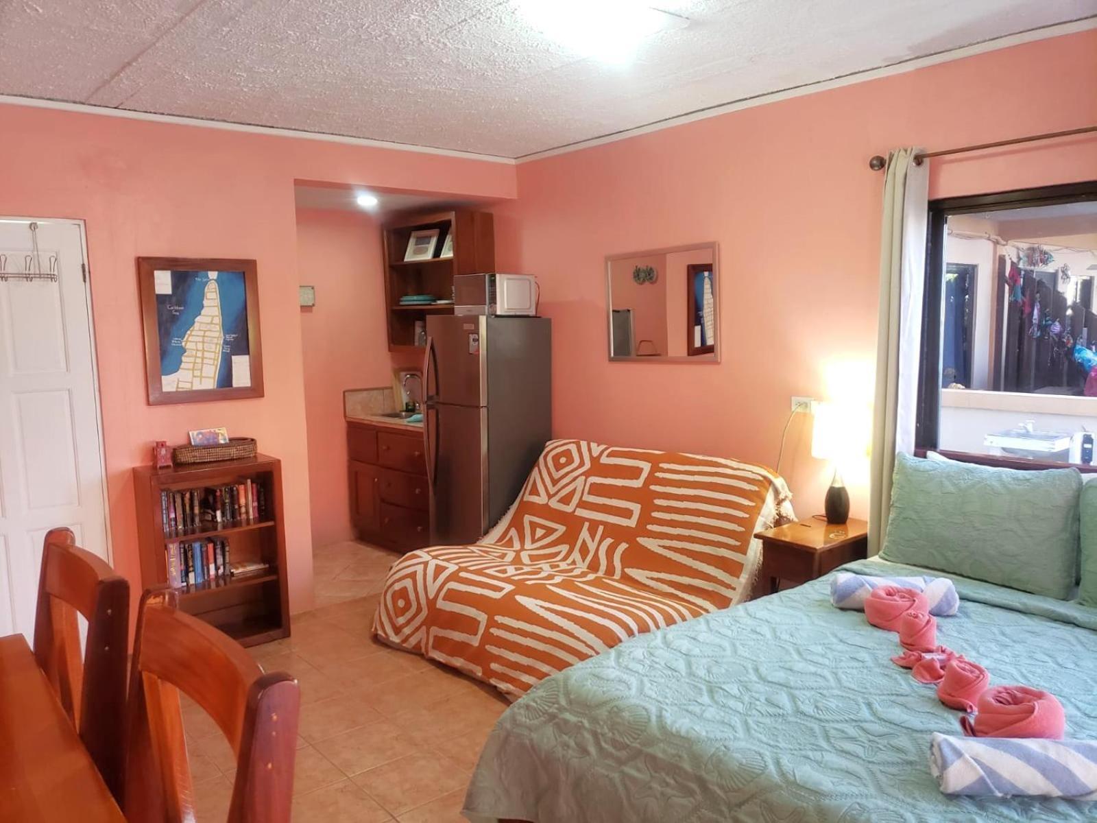 Apartamento Club At Popeyes Cayo Caulker