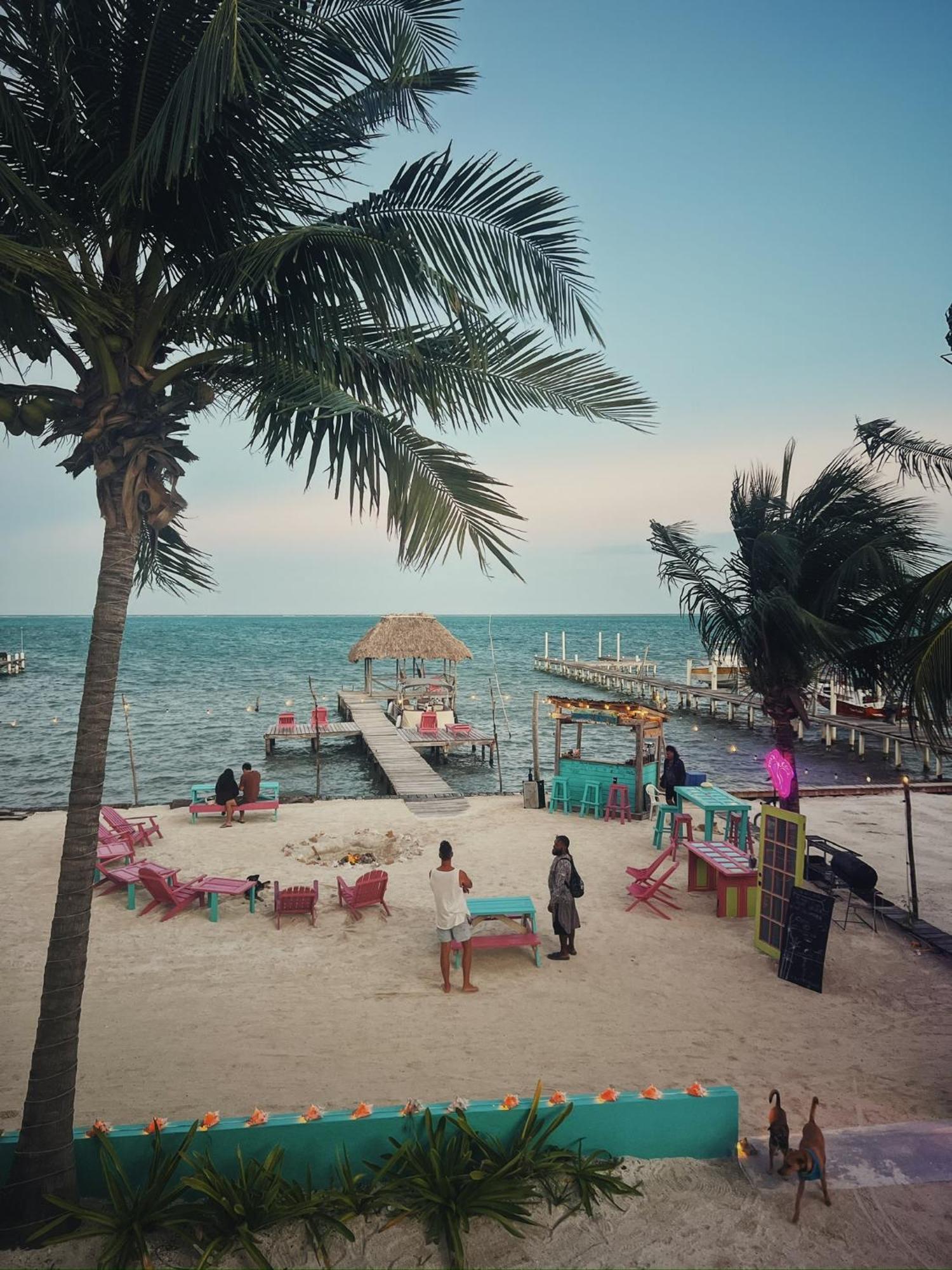 Barefoot Belize * Caye Caulker