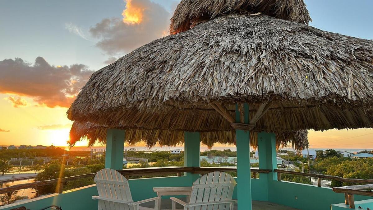 Shipwreck Cove Guest house