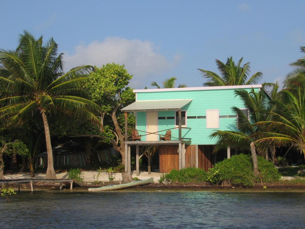 Coconut Grove Country house