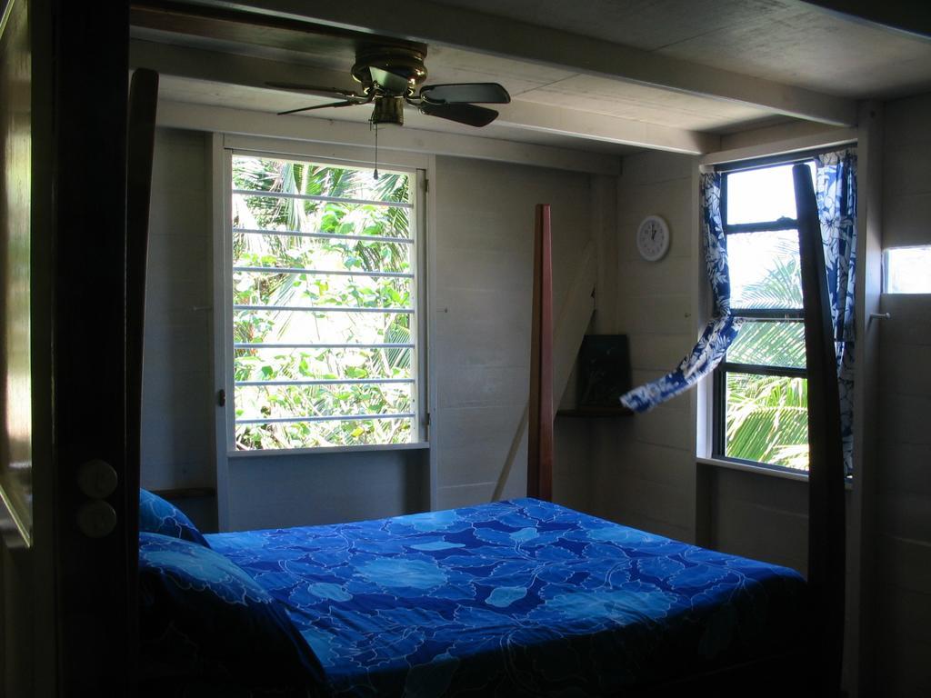 Coconut Grove Country house