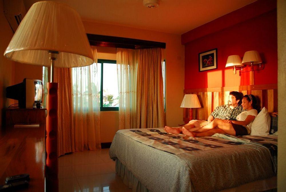 Plaza Hotel Caye Caulker