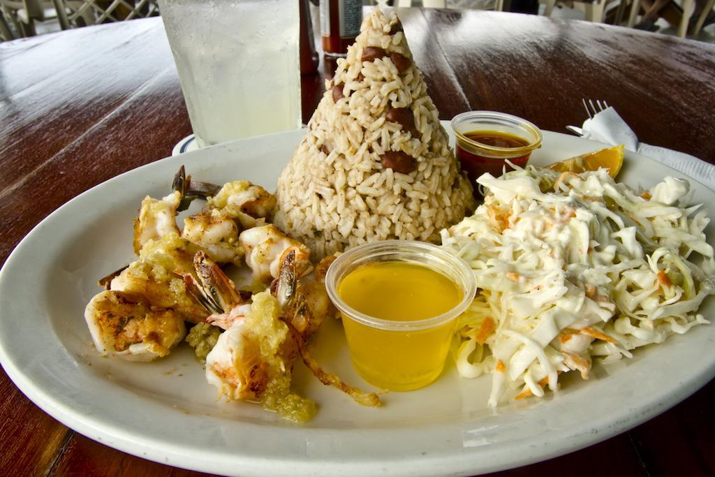 Hotel Rainbow Caye Caulker