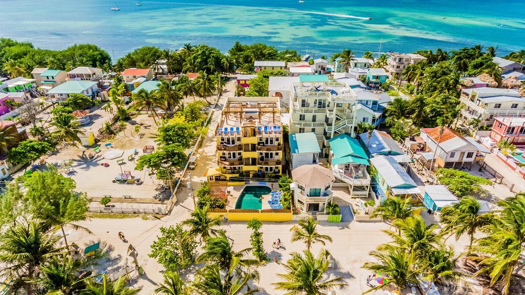 Villa Caye Reef