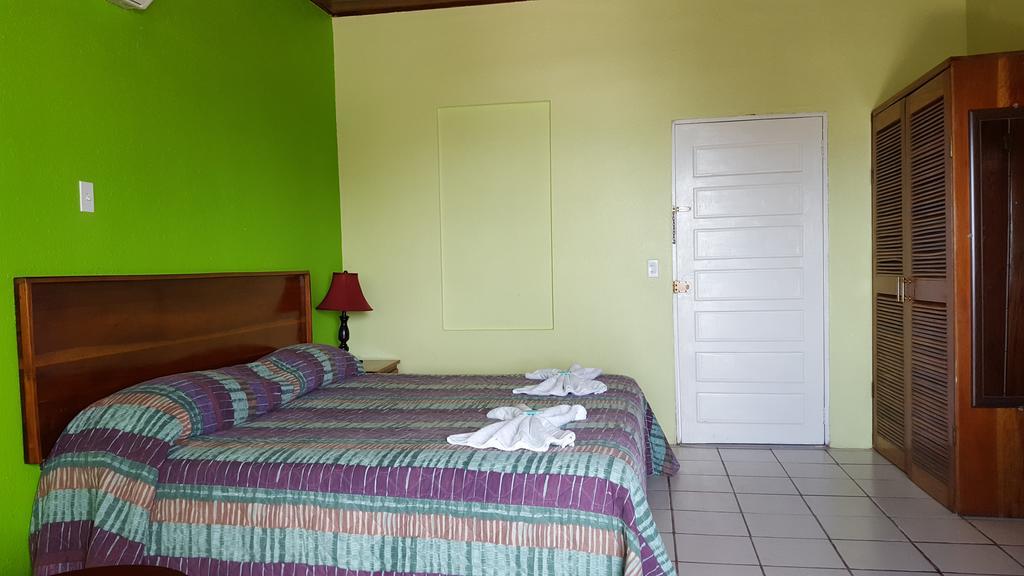 Hotel Anchorage Caye Caulker
