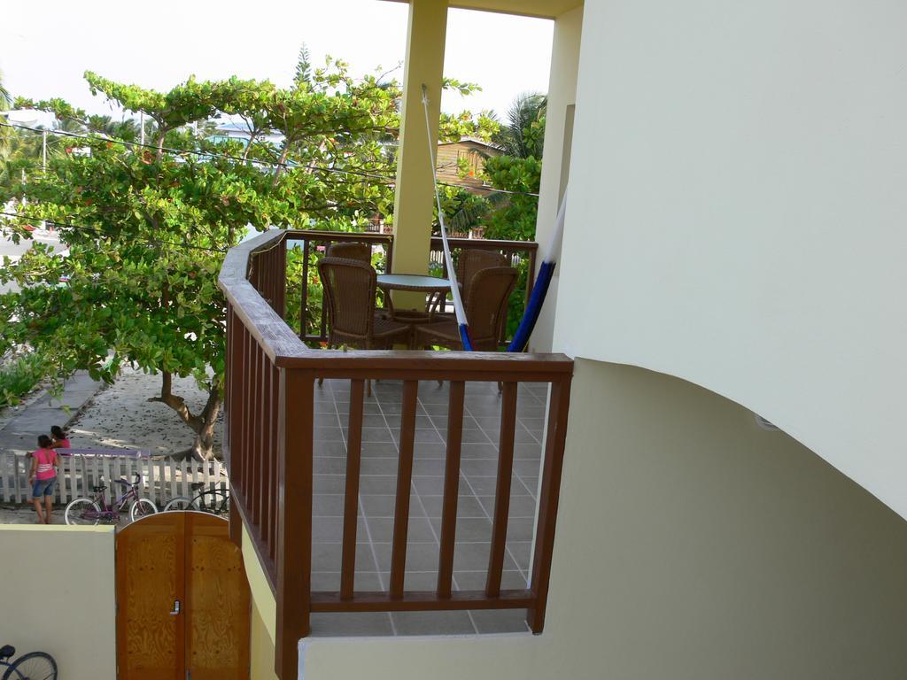 Caye Reef * Caye Caulker