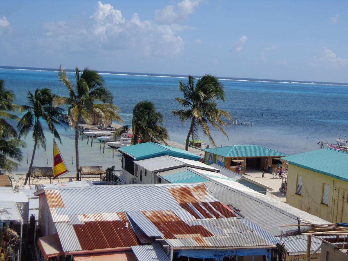 Hotel Enjoy Caye Caulker