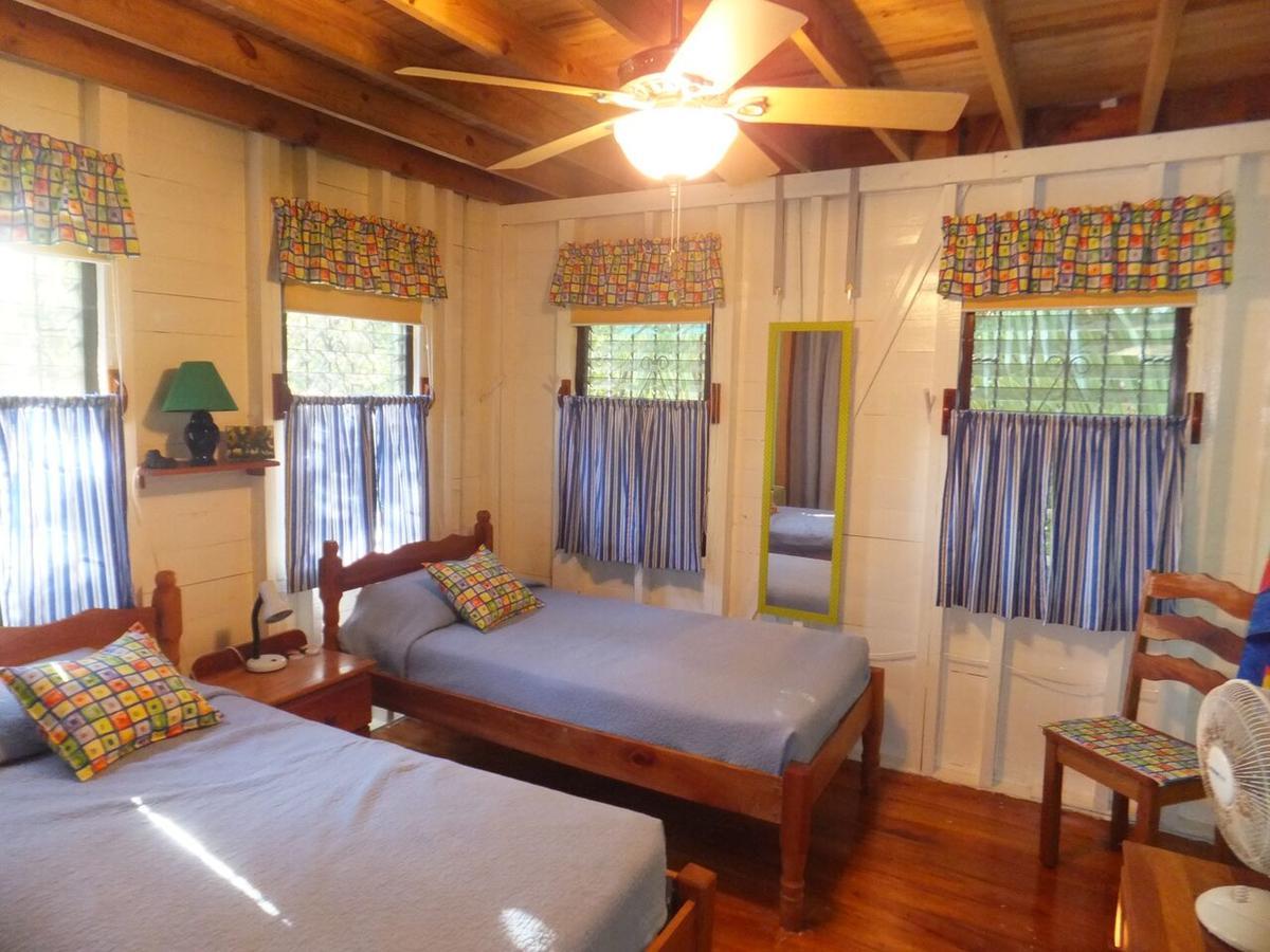 Сasa de vacaciones The Bottle Tree House Cayo Caulker