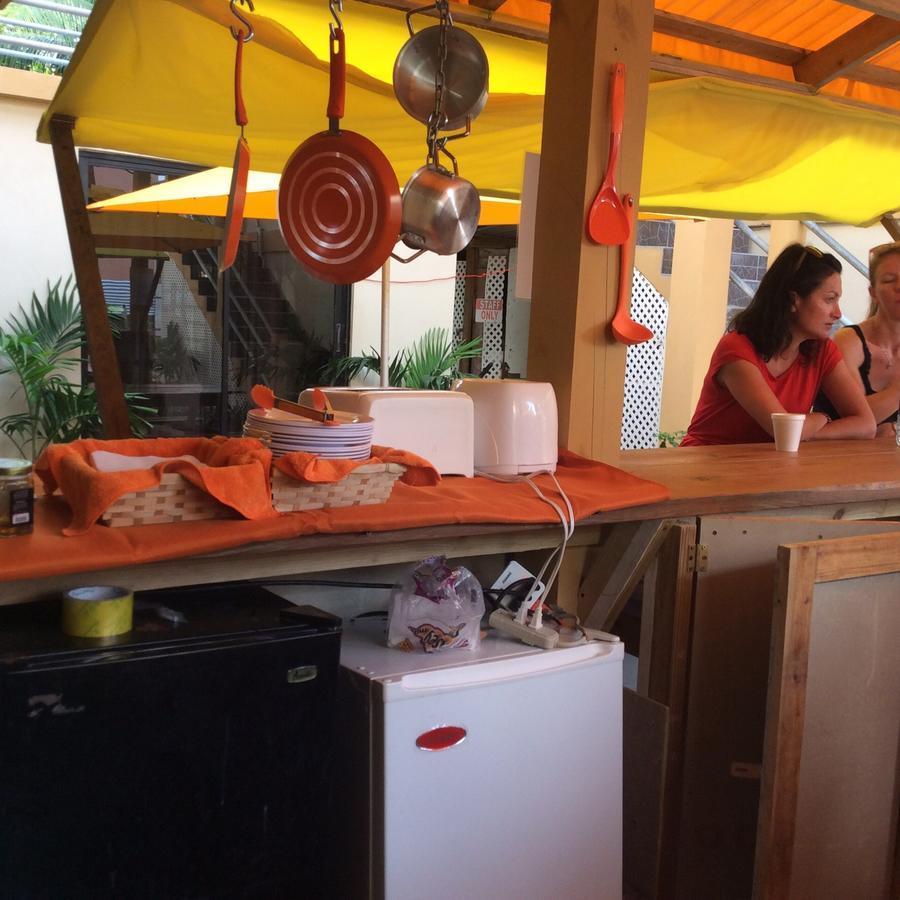 Popeyes Beach Caye Caulker Hostel