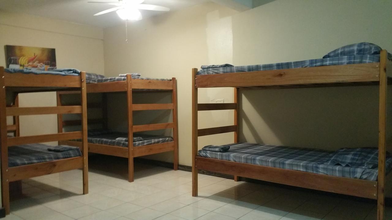 Hostel Popeyes Beach Caye Caulker Caye Caulker