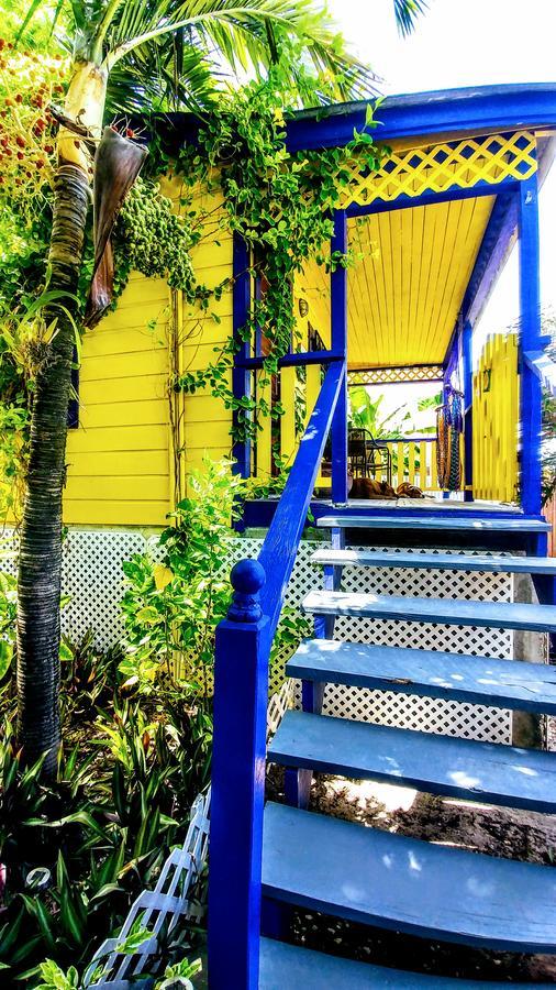Yocamatsu Bed & Breakfast Caye Caulker