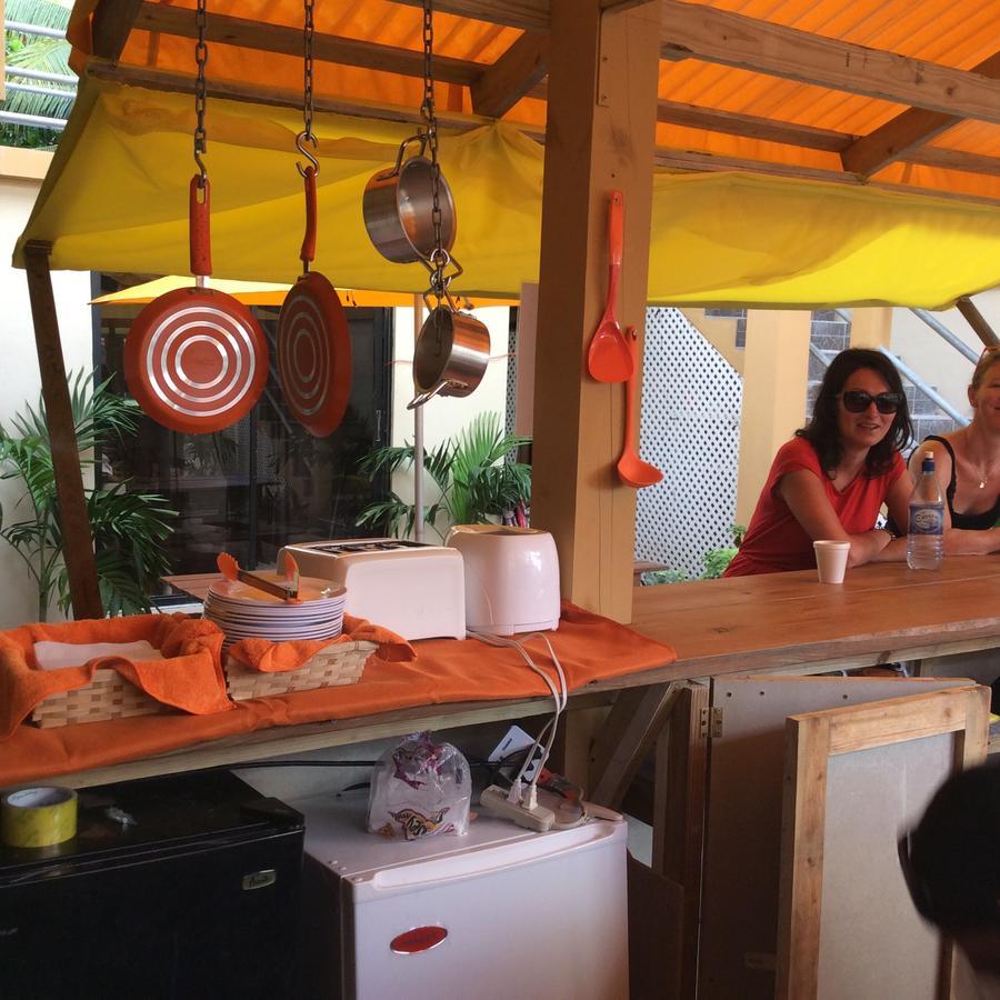 Popeyes Beach Caye Caulker Hostel Caye Caulker