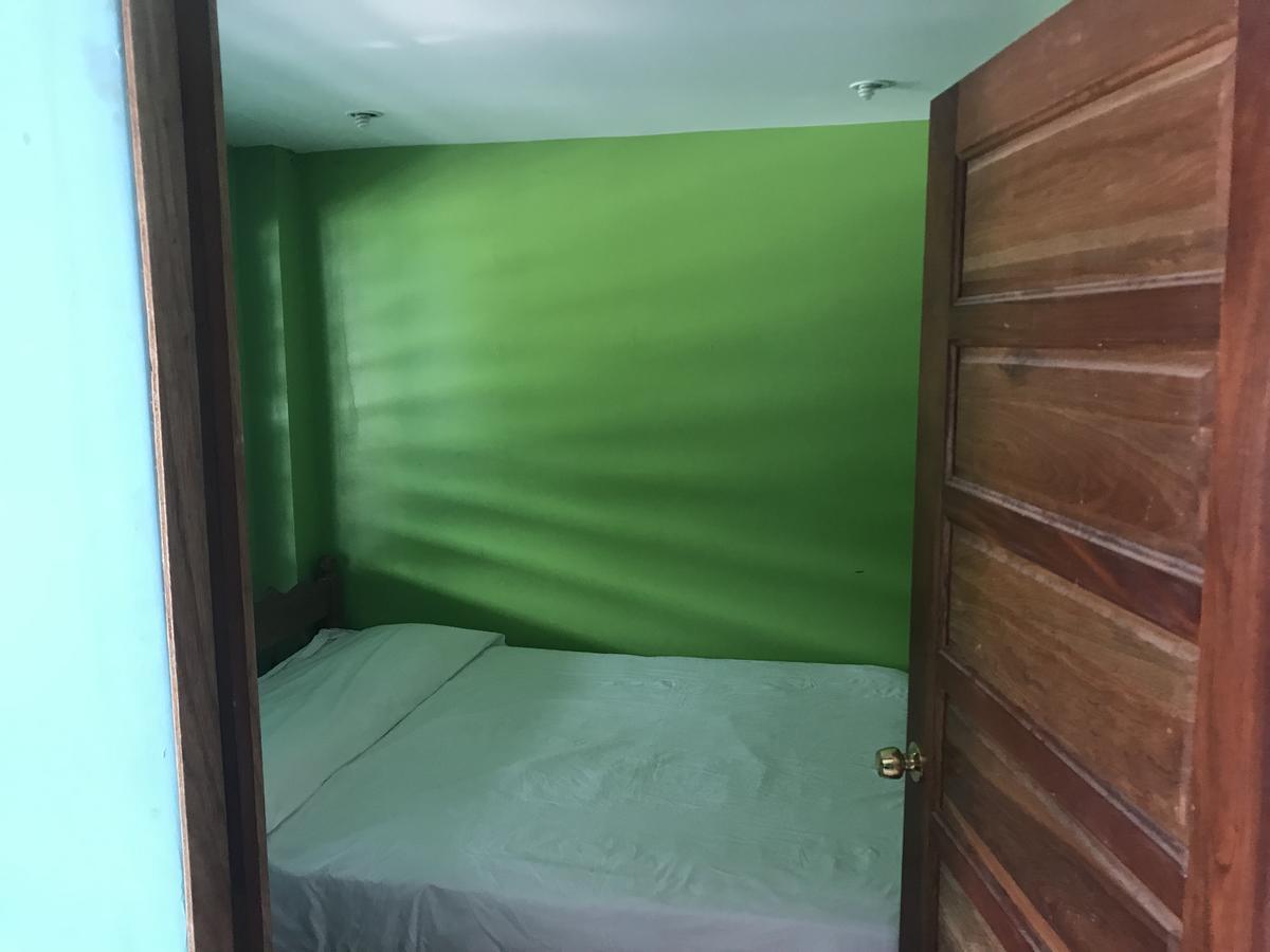 Lorraine's Caye Caulker