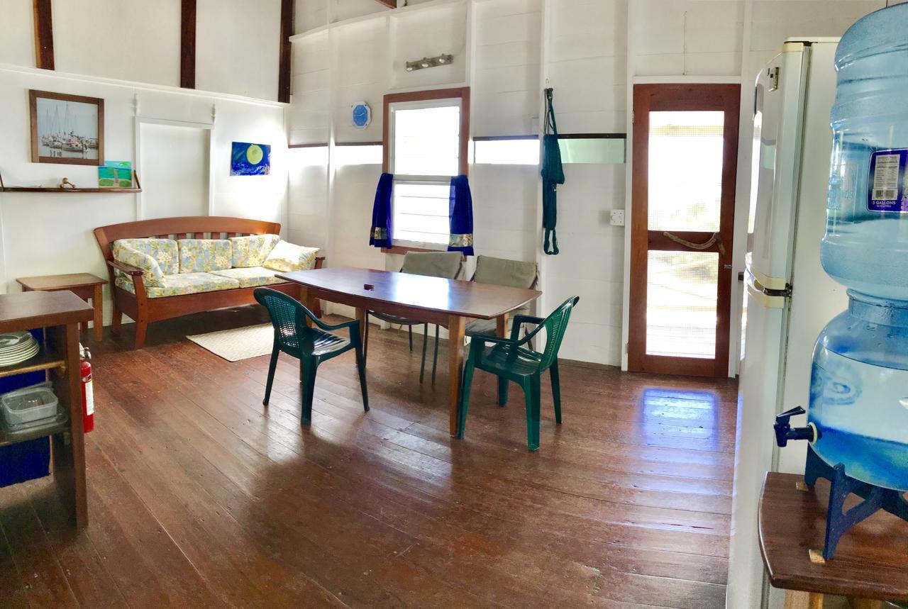 Country house Coconut Grove Caye Caulker