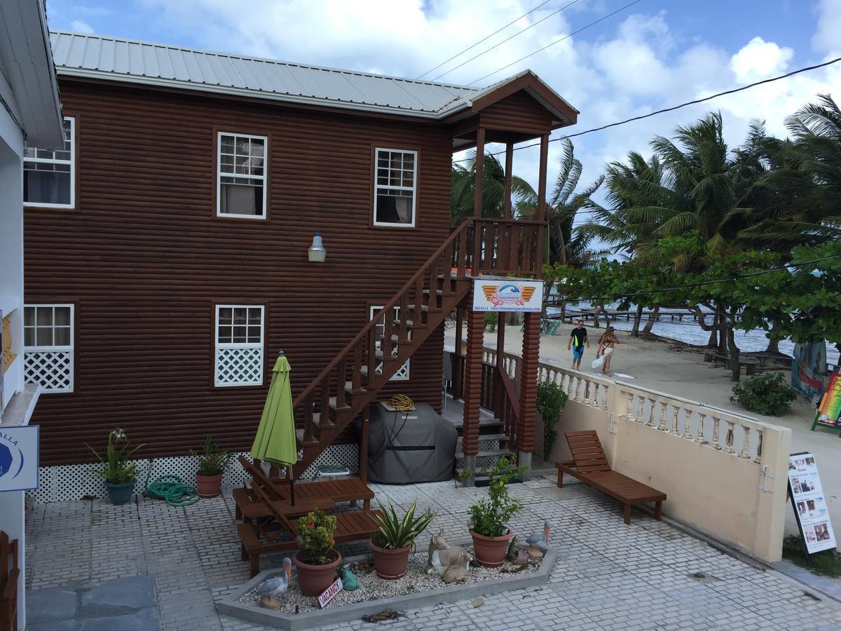 Blue Wave Hotel Caye Caulker
