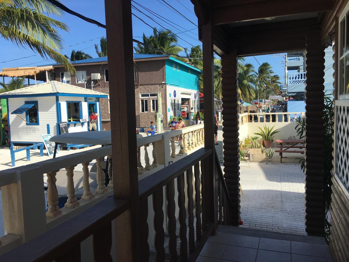 Hotel Blue Wave 4*