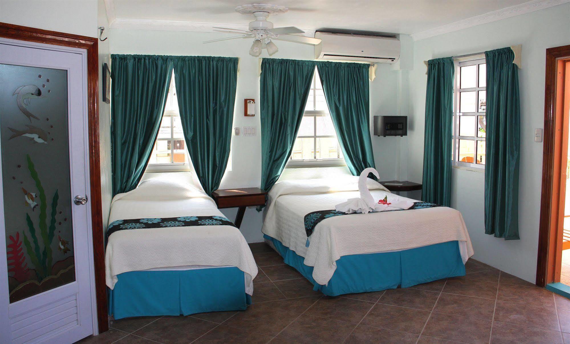Hotel Island Magic Caye Caulker