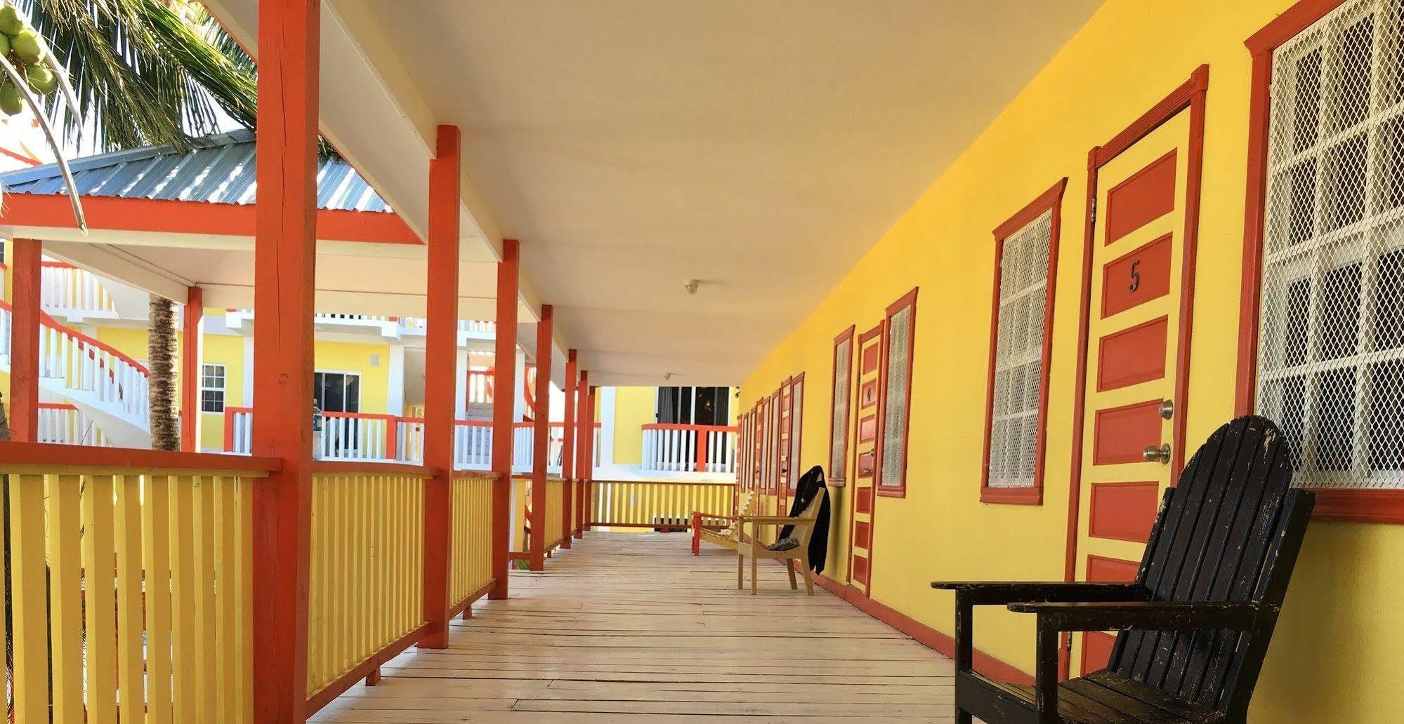 La Isla Hotel